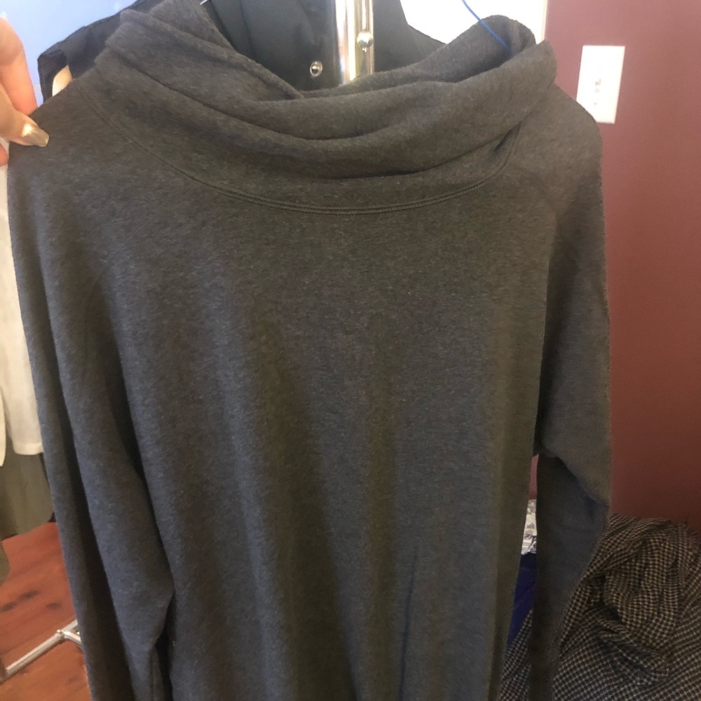 Lucy long sleeve grey tunic